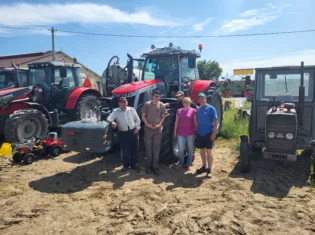 Limitowana edycja ciągnika Massey Ferguson dla gospodarstwa Państwa Sówka